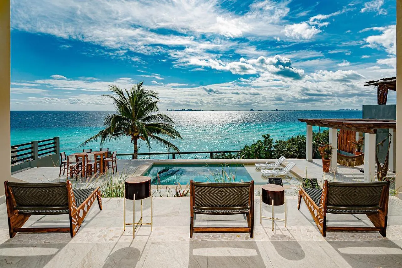 Casa Vaya Vida: Deluxe Island Villa-Views Sunrise @ Caribbean, Sunset @ Cancun/Isla Bay Isla Mujeres Mexico