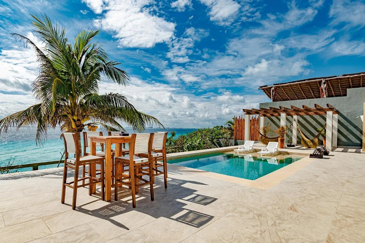 Villa Casa Vaya Vida: Deluxe Island Villa-Views Sunrise @ Caribbean, Sunset @ Cancun/Isla Bay Isla Mujeres