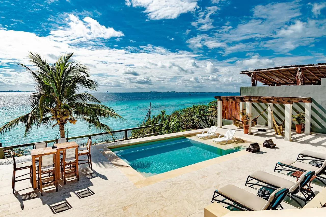 Casa Vaya Vida: Deluxe Island Villa-Views Sunrise @ Caribbean, Sunset @ Cancun/Isla Bay Isla Mujeres Villa