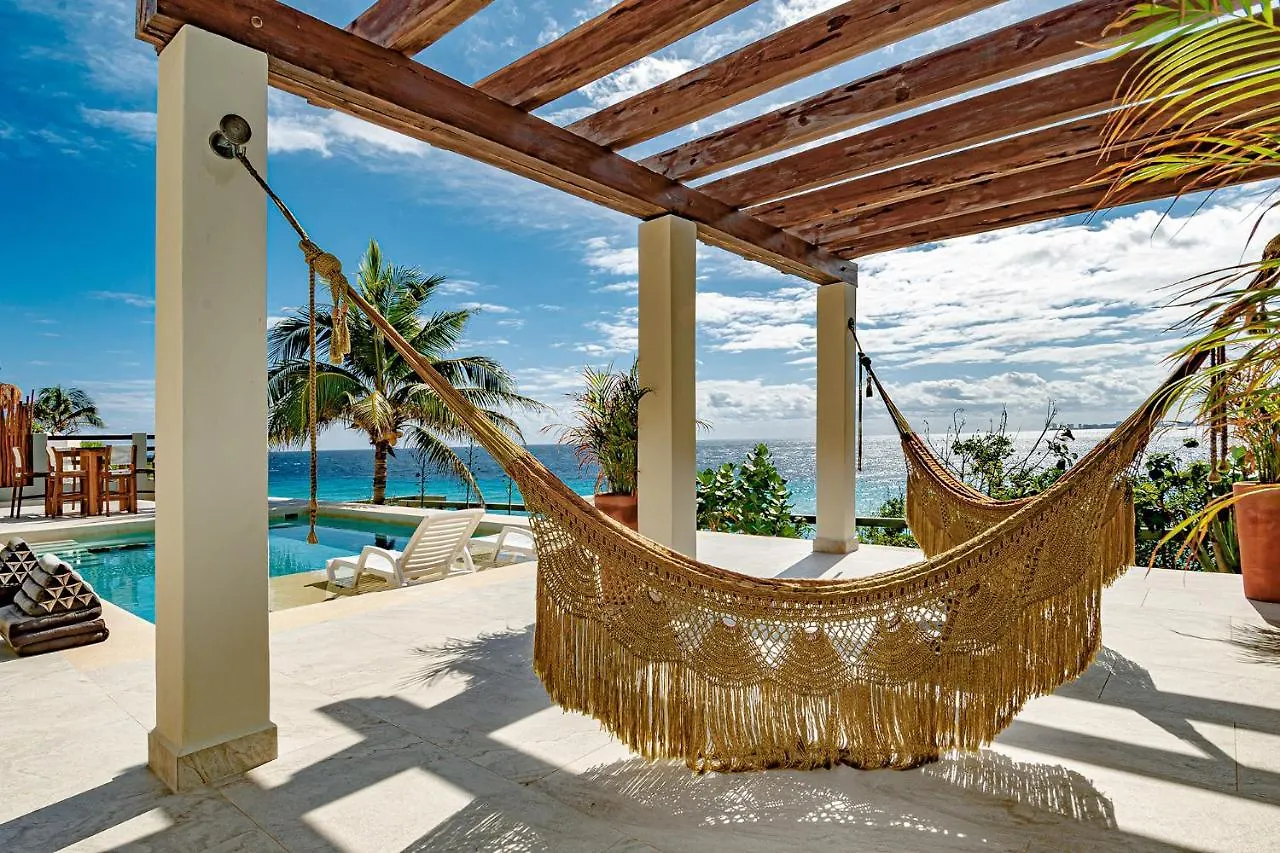Villa Casa Vaya Vida: Deluxe Island Villa-Views Sunrise @ Caribbean, Sunset @ Cancun/Isla Bay Isla Mujeres Mexico