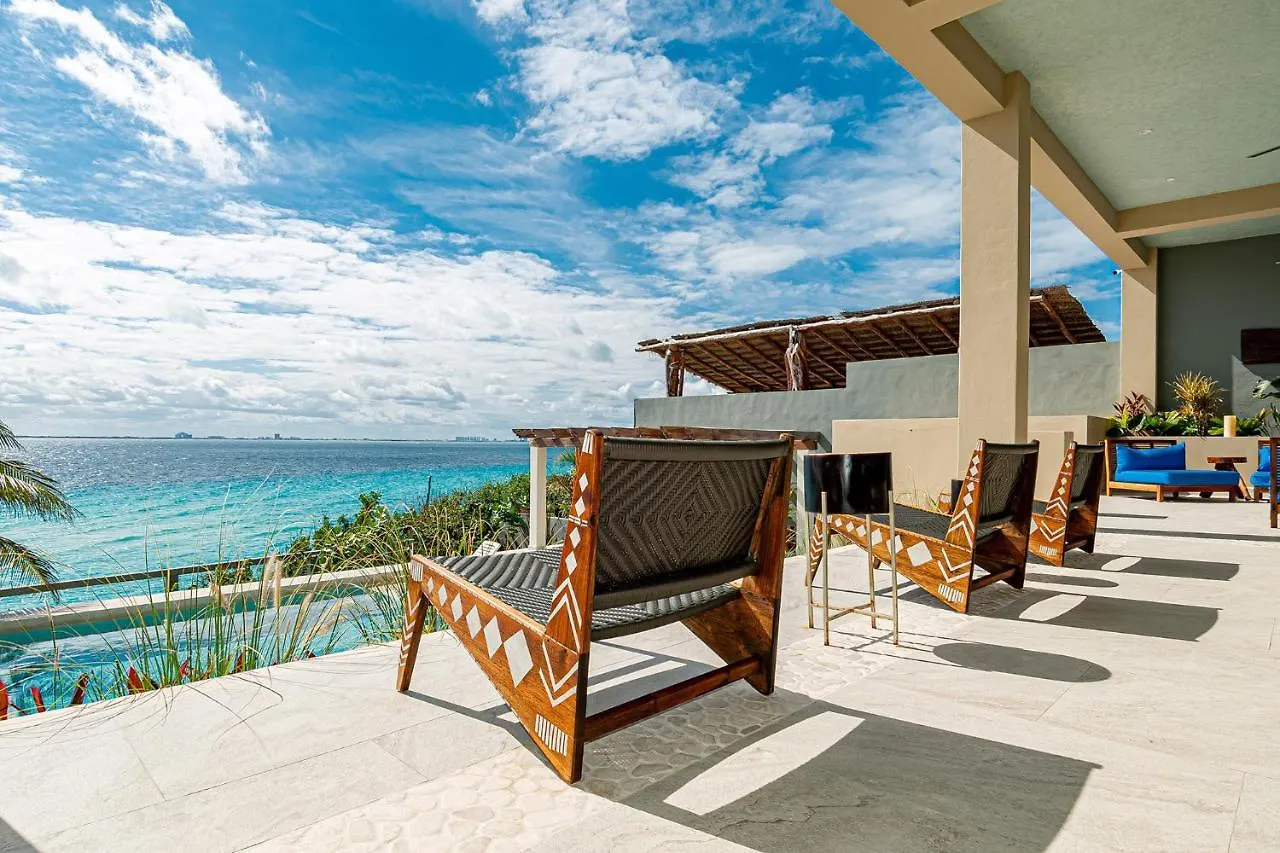 Casa Vaya Vida: Deluxe Island Villa-Views Sunrise @ Caribbean, Sunset @ Cancun/Isla Bay Isla Mujeres Villa