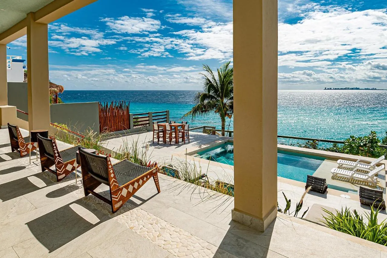 Casa Vaya Vida: Deluxe Island Villa-Views Sunrise @ Caribbean, Sunset @ Cancun/Isla Bay Isla Mujeres Villa