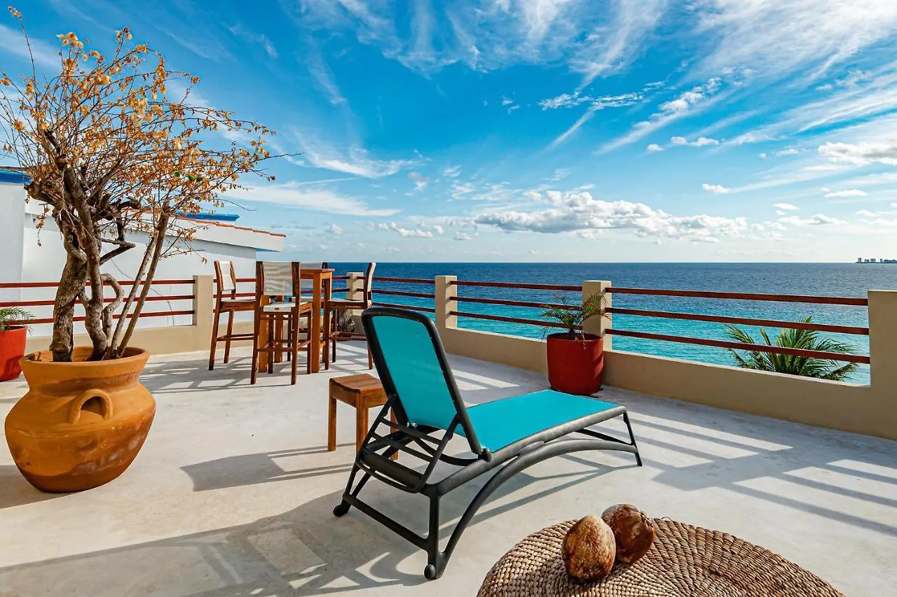 Casa Vaya Vida: Deluxe Island Villa-Views Sunrise @ Caribbean, Sunset @ Cancun/Isla Bay Isla Mujeres Villa