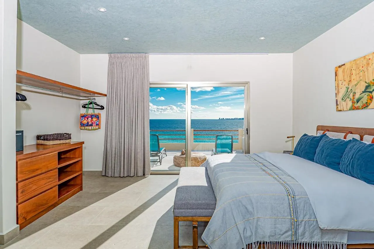 Casa Vaya Vida: Deluxe Island Villa-Views Sunrise @ Caribbean, Sunset @ Cancun/Isla Bay Isla Mujeres
