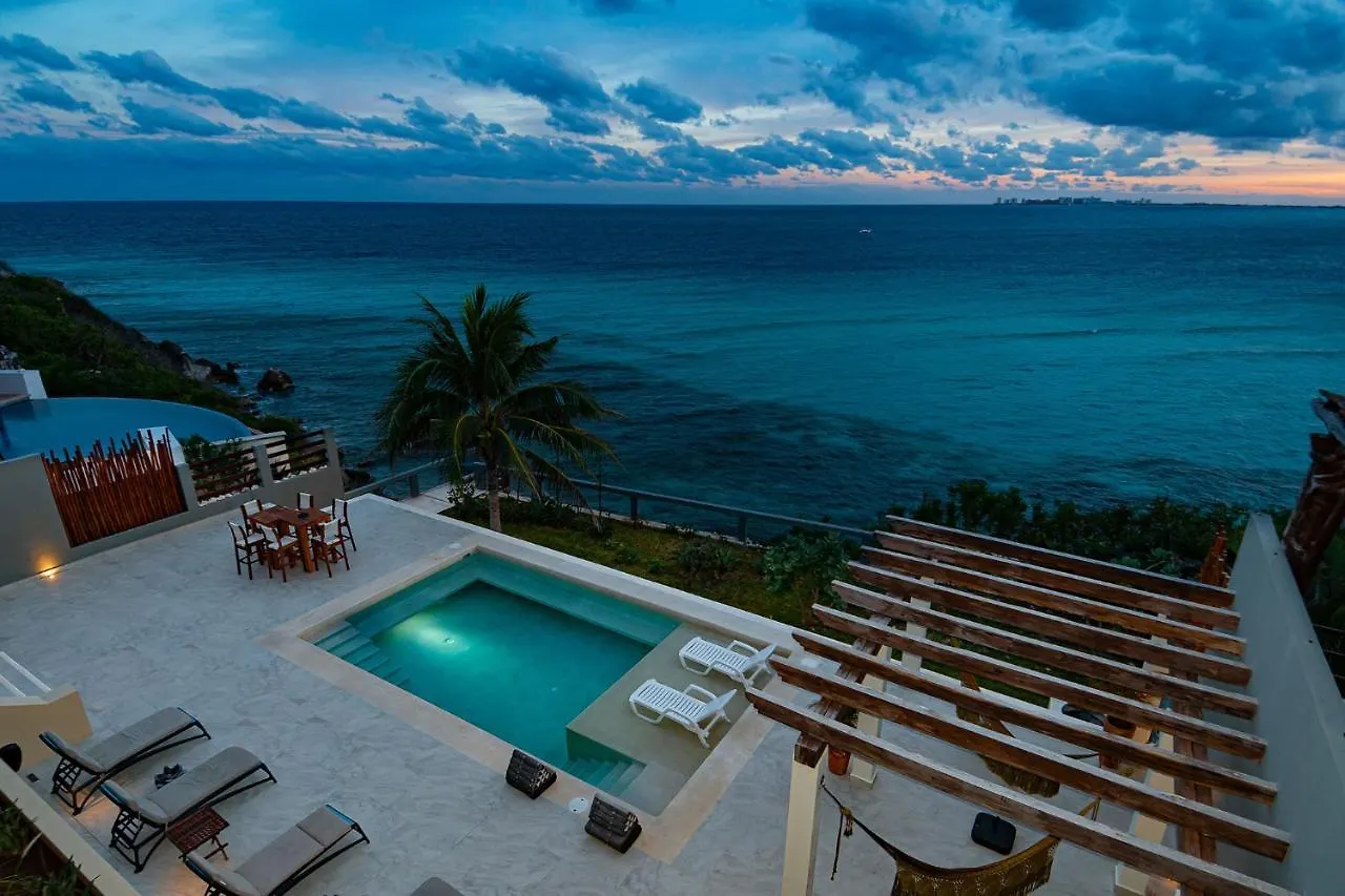Casa Vaya Vida: Deluxe Island Villa-Views Sunrise @ Caribbean, Sunset @ Cancun/Isla Bay Isla Mujeres