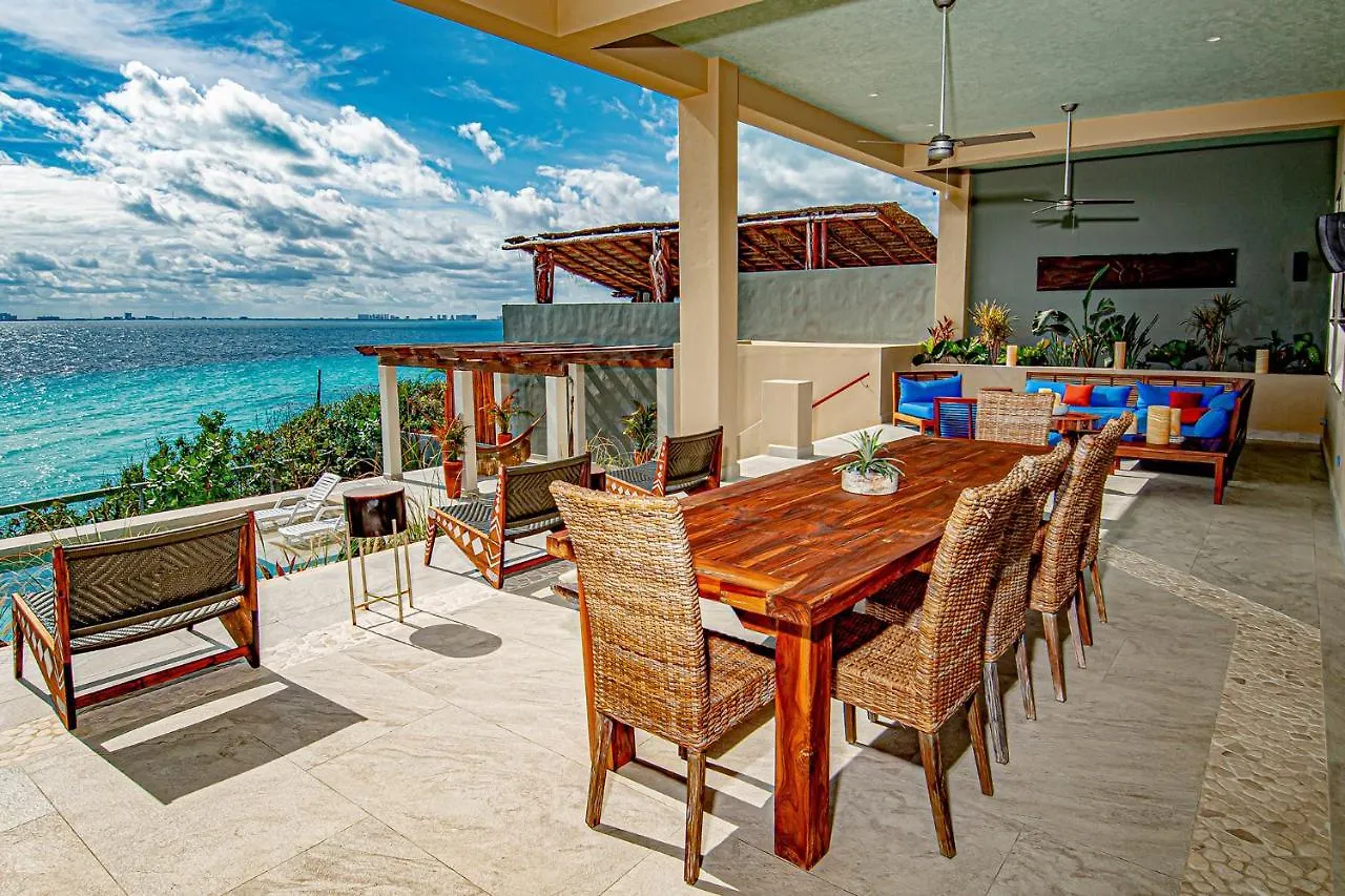 Villa Casa Vaya Vida: Deluxe Island Villa-Views Sunrise @ Caribbean, Sunset @ Cancun/Isla Bay Isla Mujeres