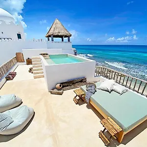 Casa Alkimia Oceanfront Pensión